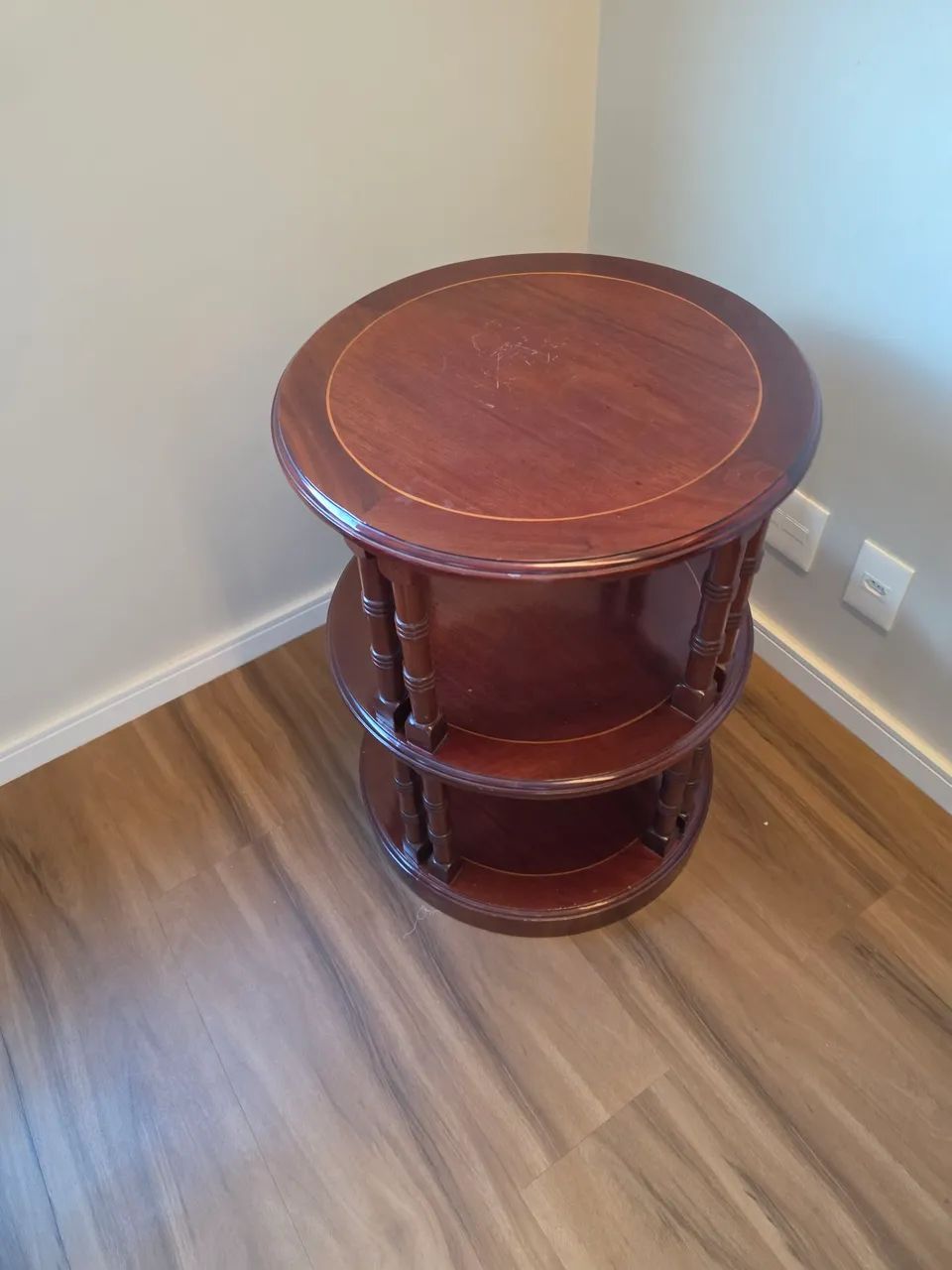 Mesa auxiliar  - Foto 2