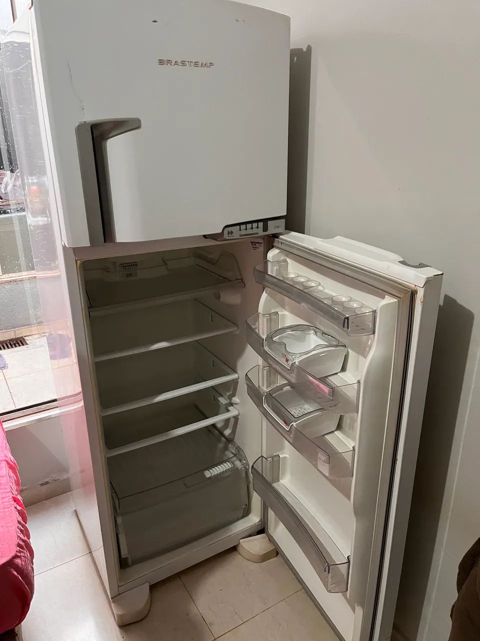 Vende se - Foto 3