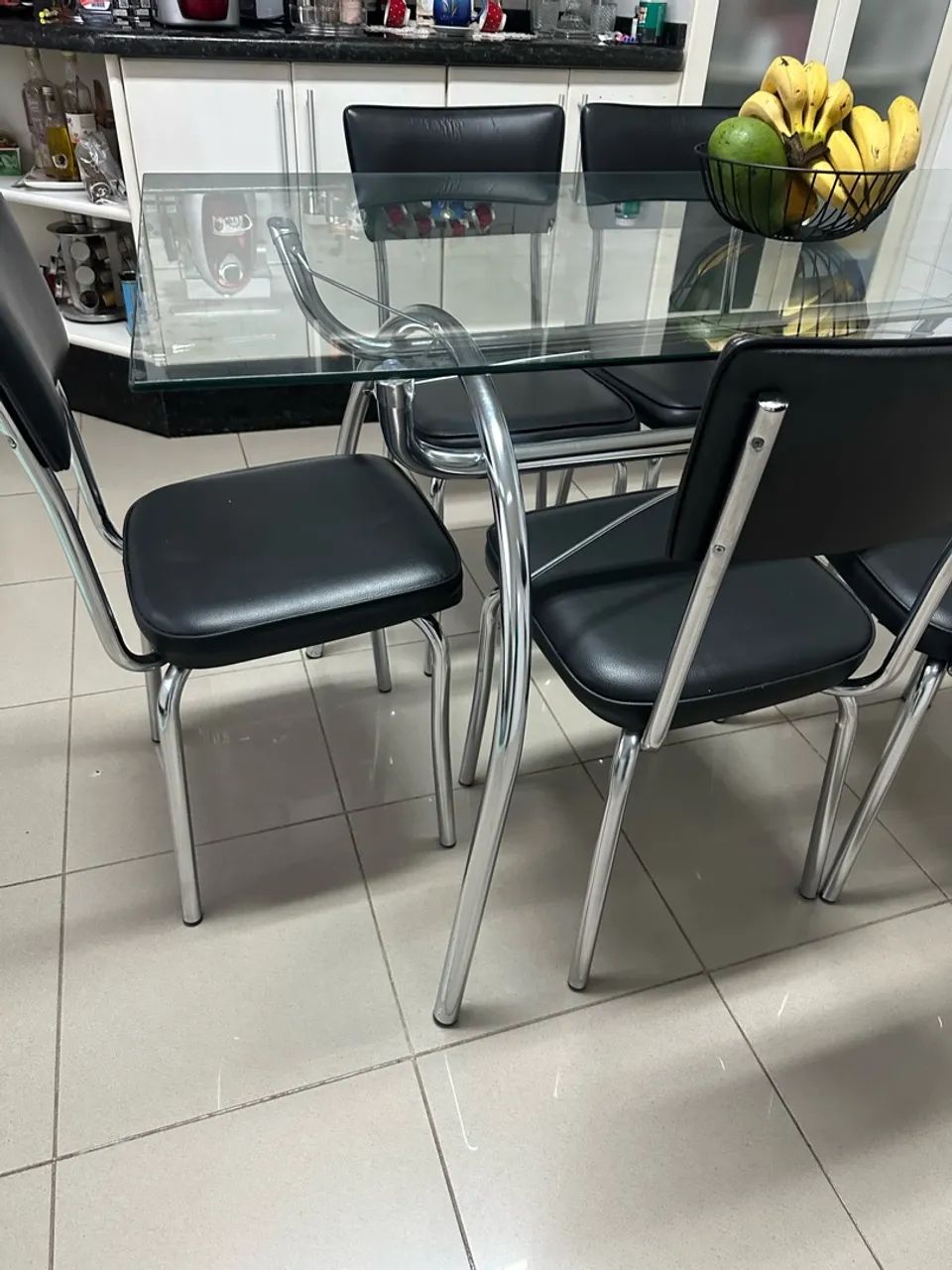 Mesa de cozinha retangular com 6 cadeiras  - Foto 4