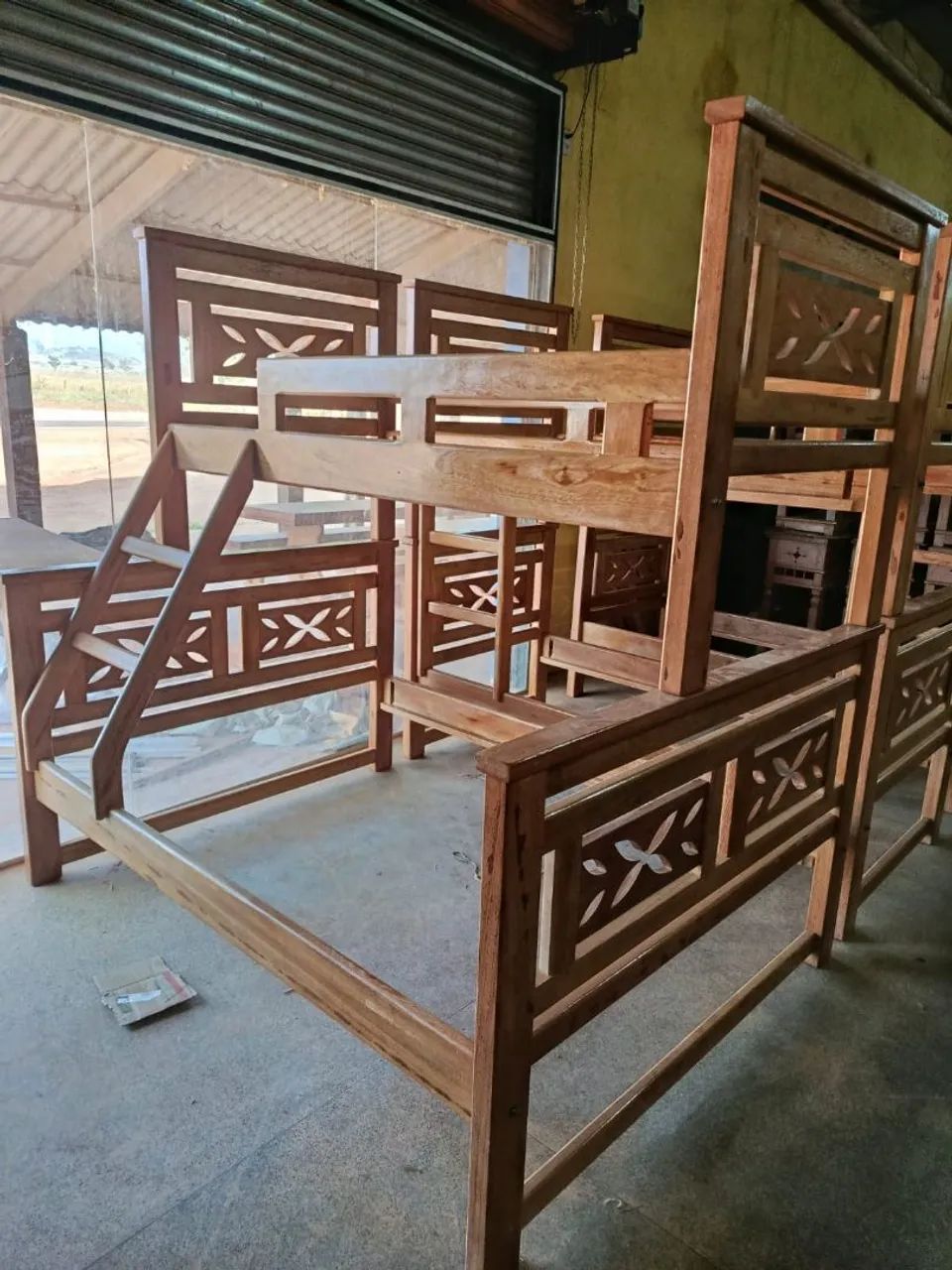 Móveis rústicos em madeiras de lei. - Foto 4