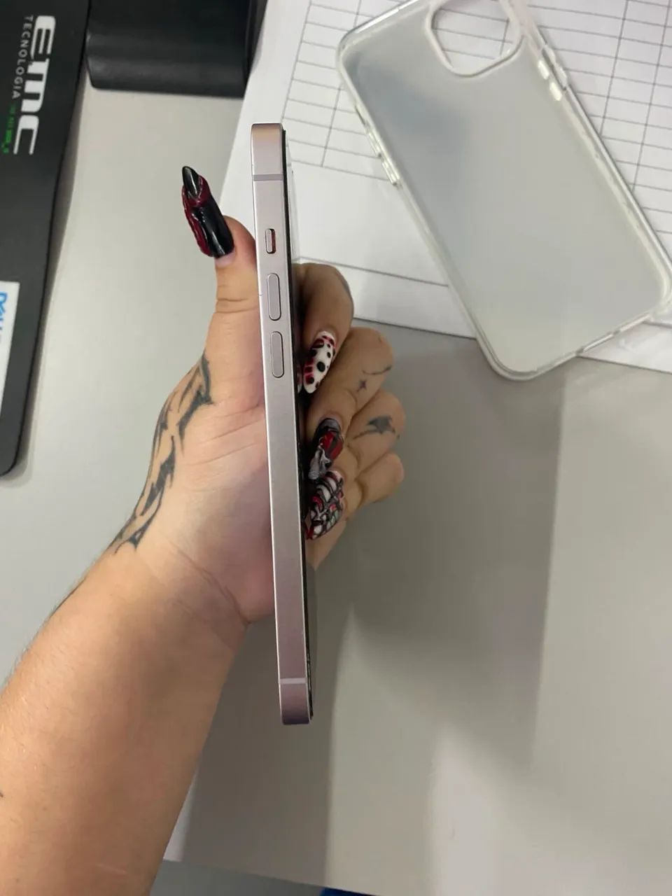 iPhone 14 plus 256gb lilás  - Foto 2