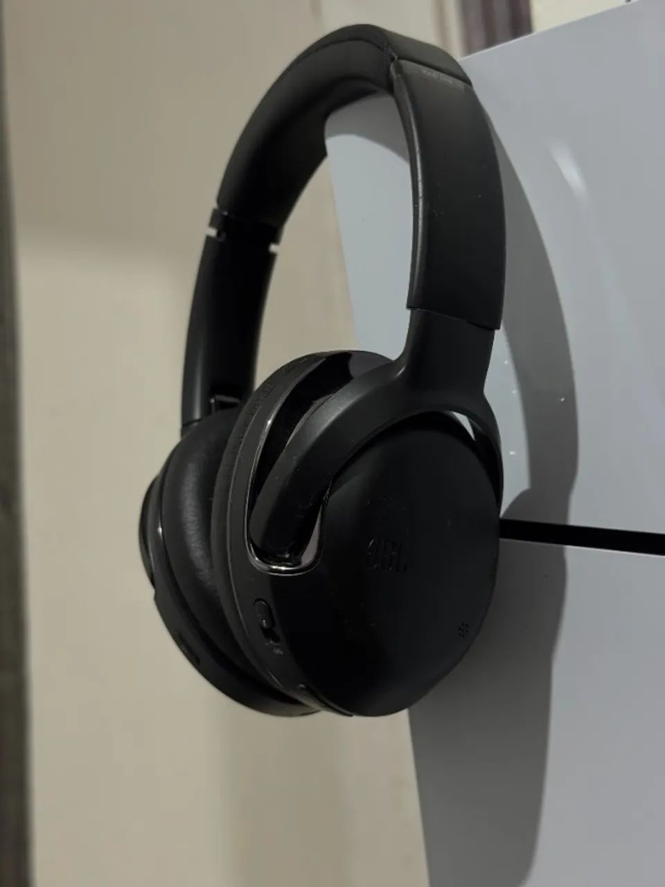 FONE JBL TOURONE M2  + ACESSÓRIOS - Foto 2