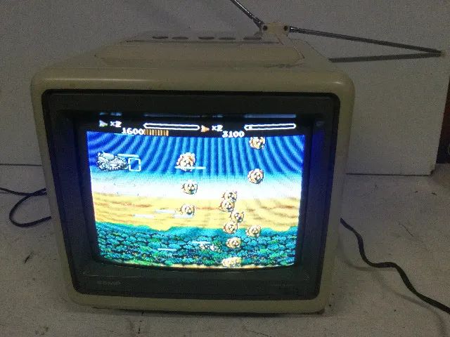 tv semp 10 polegadas com av para games antigos