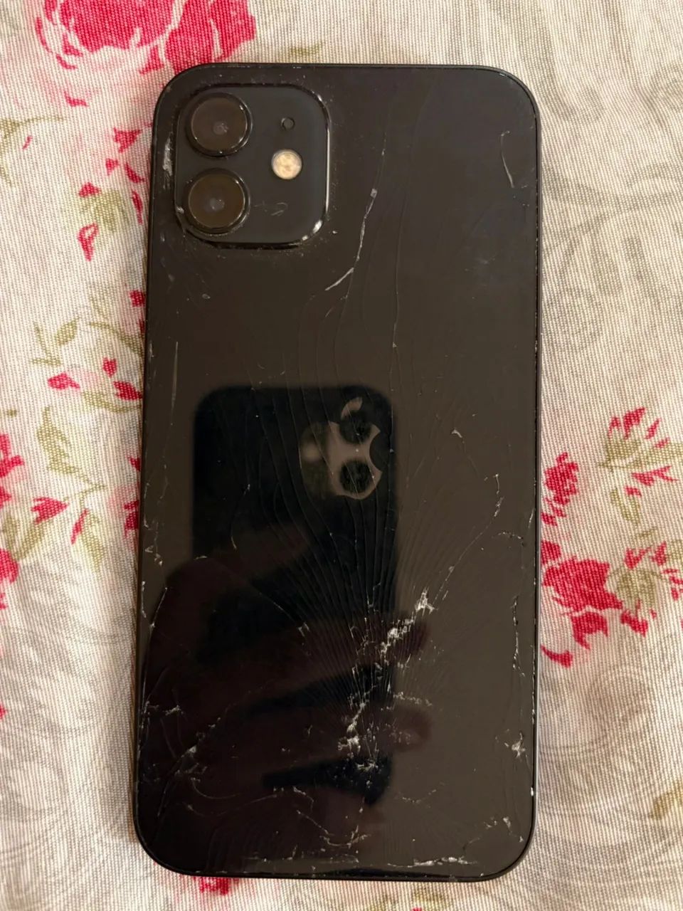 iPhone 12 76% bateria  - Foto 4