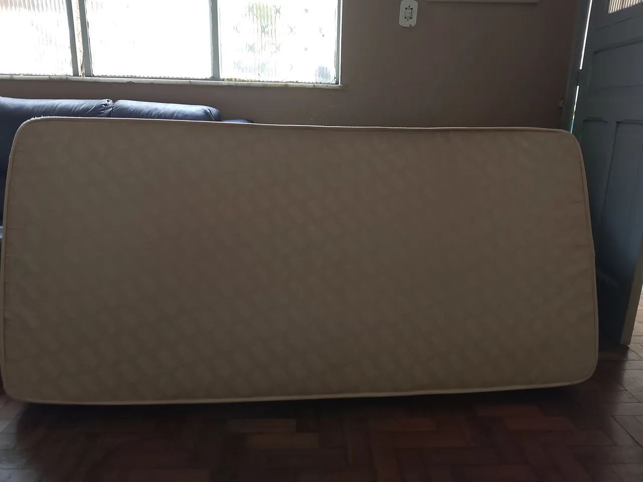 Oportunidade para colchão solteiro
