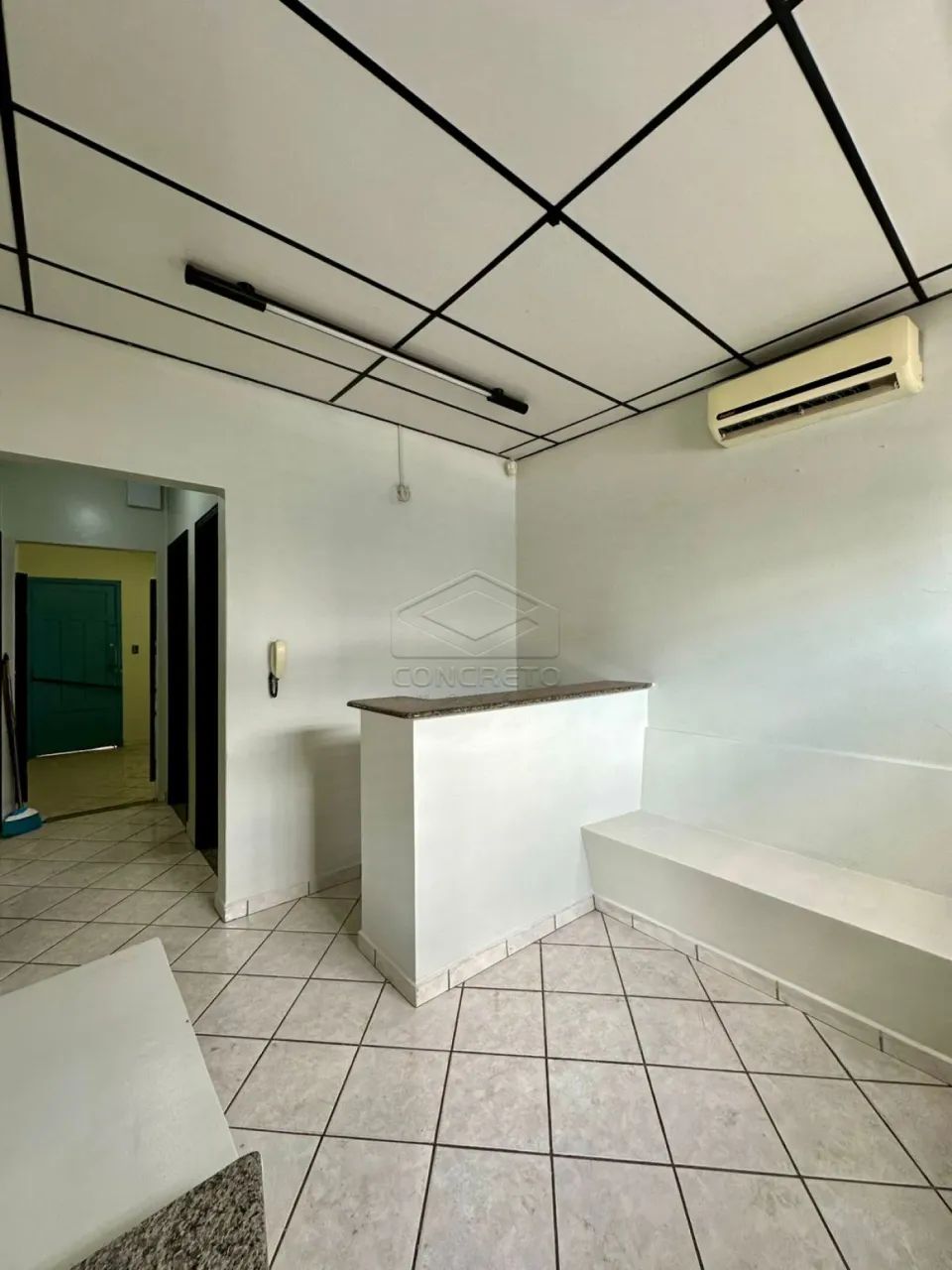 LINDO IMÓVEL COMERCIAL EM EXCELENTE LOCALIZAÇÃO - Foto 2