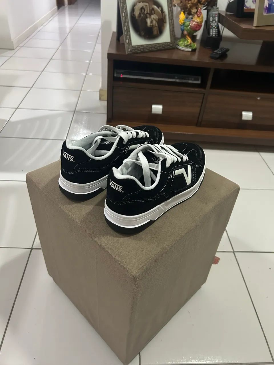 Tênis Vans Upland Suede Black True White