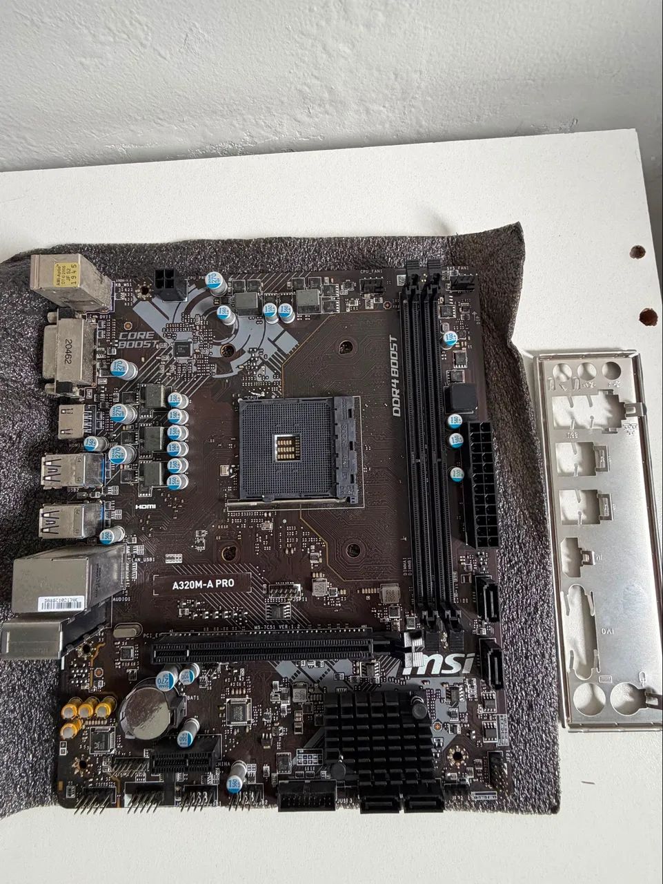 Placa mãe MSI A320M-A PRO - Foto 2