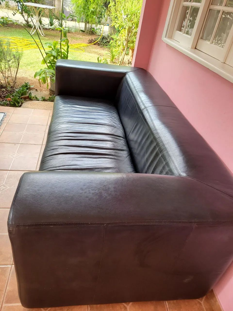 Sofá preto de couro legítimo  - Foto 2