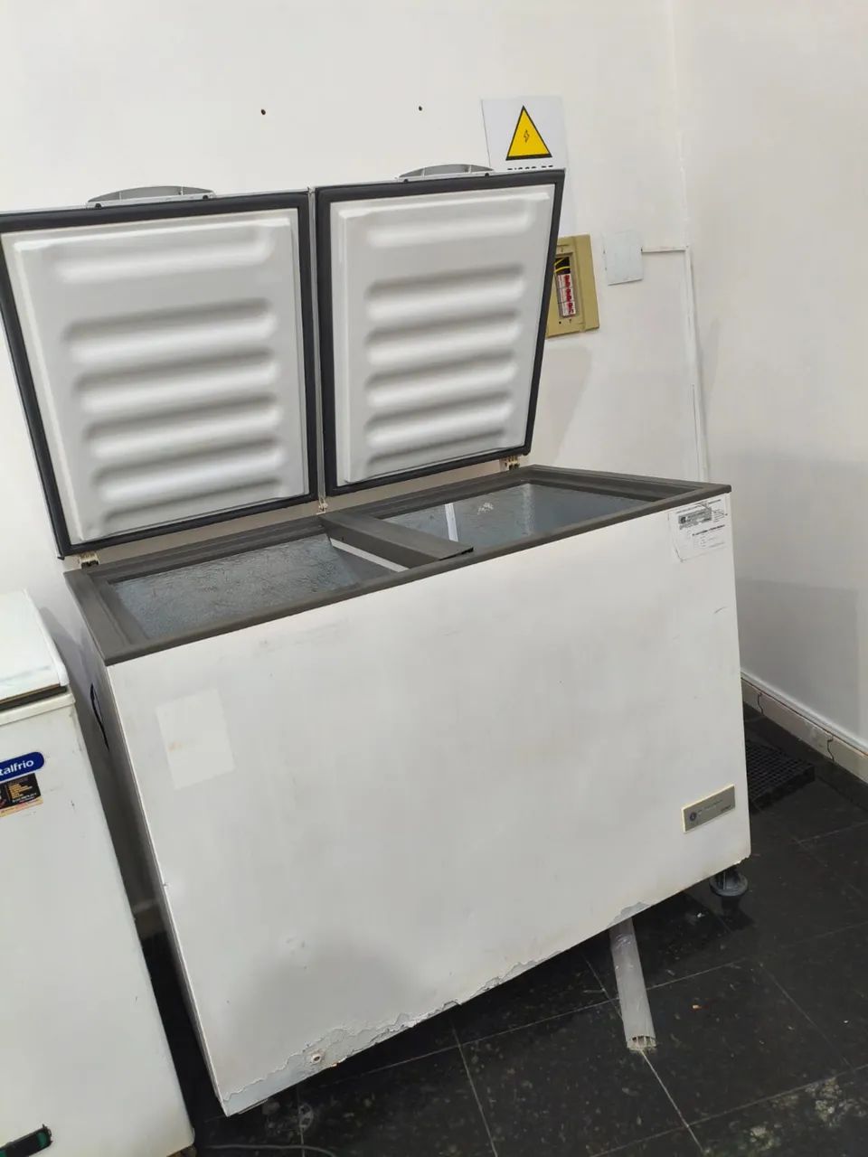 FREEZER HORIZONTAL METALFRIO - 500 LITROS - 220V