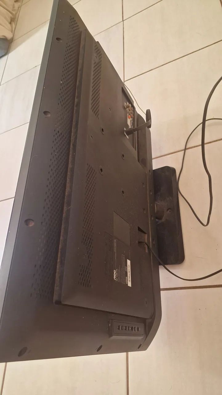 tv AOC 32 POLEGADAS  - Foto 3