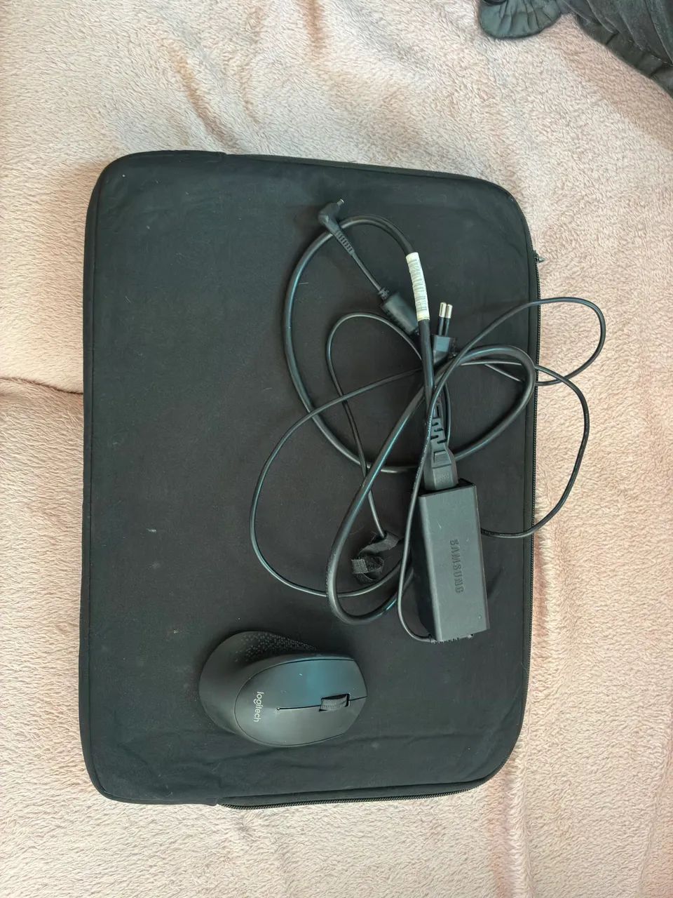? Notebook Samsung Book NP550XDA ? Pouquíssimo usado - Foto 4