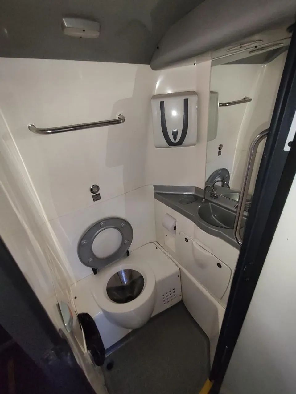 IRIZAR I6 SCANIA  - Foto 4