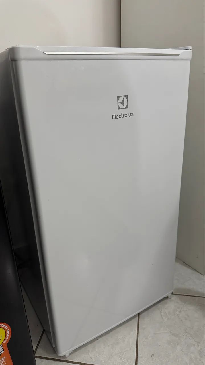 Frigobar Electrolux Efficient 90L ? Branco