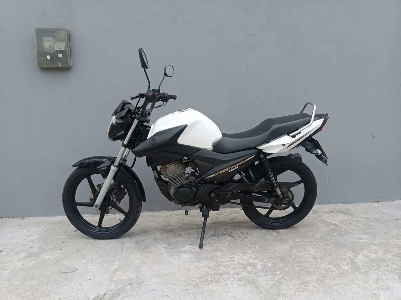 Vendo moto boa só pegar e rodar  - Foto 3