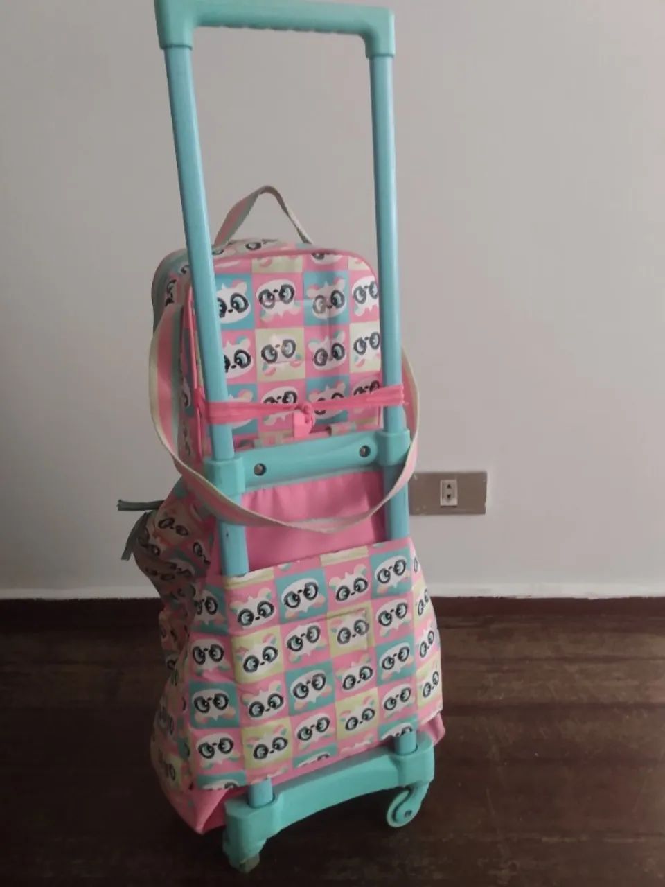 Bolsa de Rodinhas e Lancheira da Puket - Foto 5