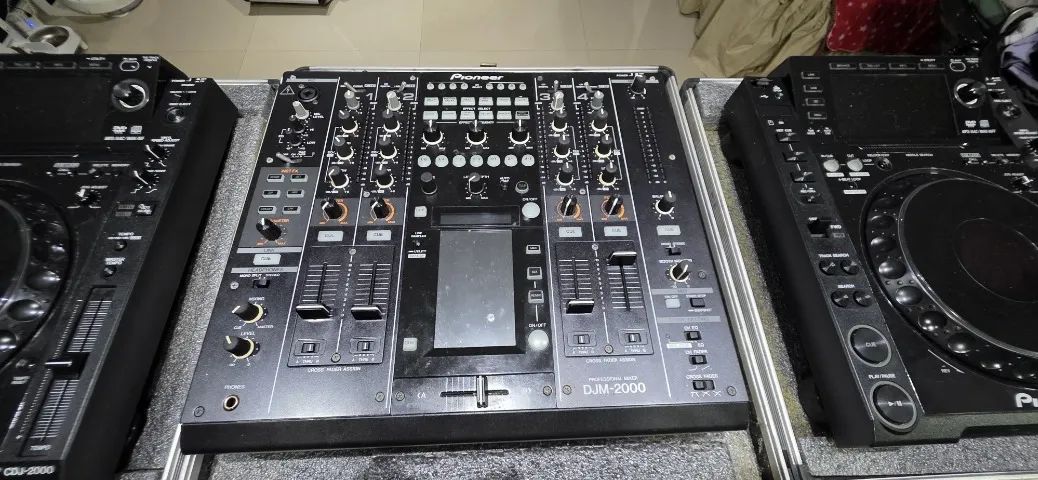 Kit CDJ 2000 e Mixer DJM 2000 - Foto 4