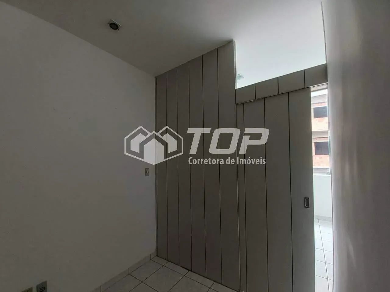 Sala Comercial com 25m² para locação no valor de R$700,00 - Foto 5