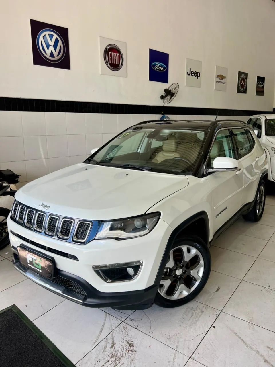 Jeep Compass Limited 2.0 4X2 Flex 16V Aut. 2017 - Foto 3