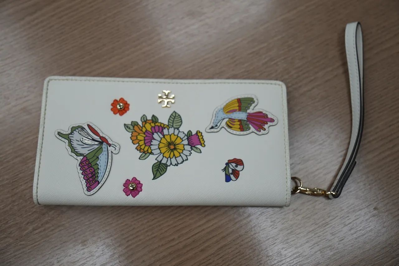Carteira Tory Burch Emerson Appliqué Snap Continental