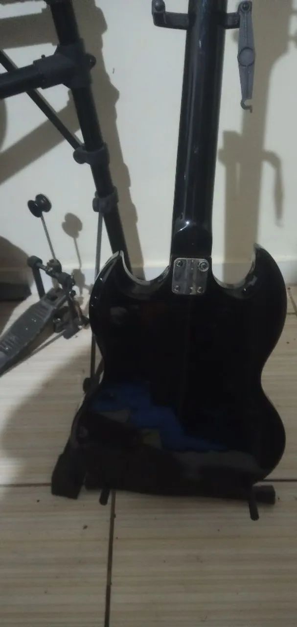 Guitarra epiphone Emily stranger  - Foto 2