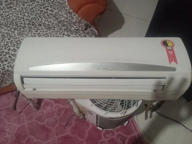 Ar condicionado 12 mil BTUs 