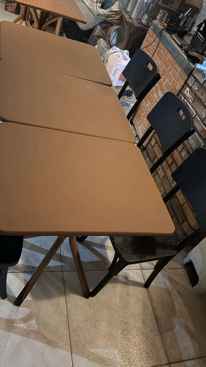 Vendo mesa com 2 cadeiras  - Foto 5