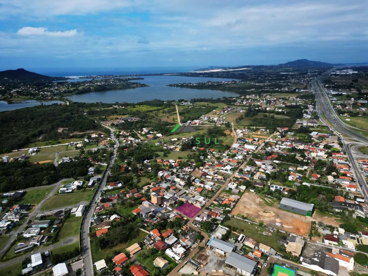 Terreno à venda em Araçatuba, Imbituba.