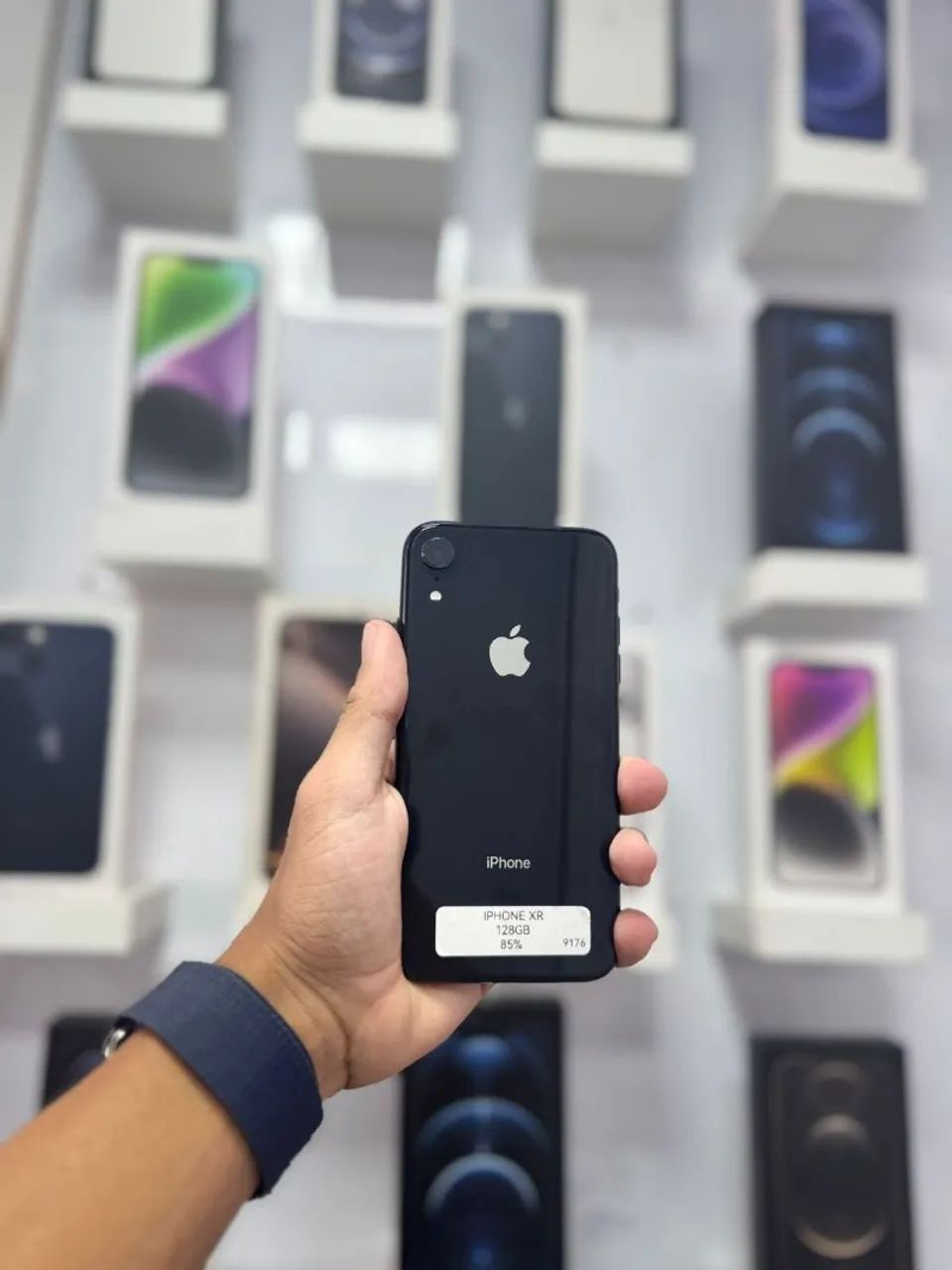 IPHONE XR 64GB <br>R$ 699,00 PRETO
