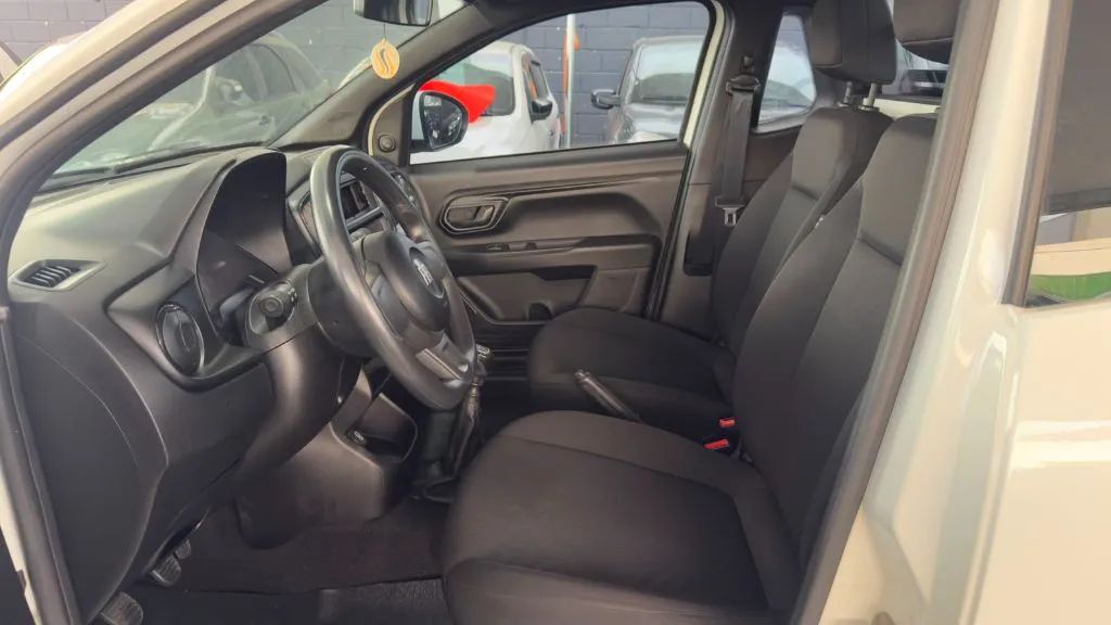 Fiat Strada Endurance 1.4 Flex 8V C 2023 - Foto 5