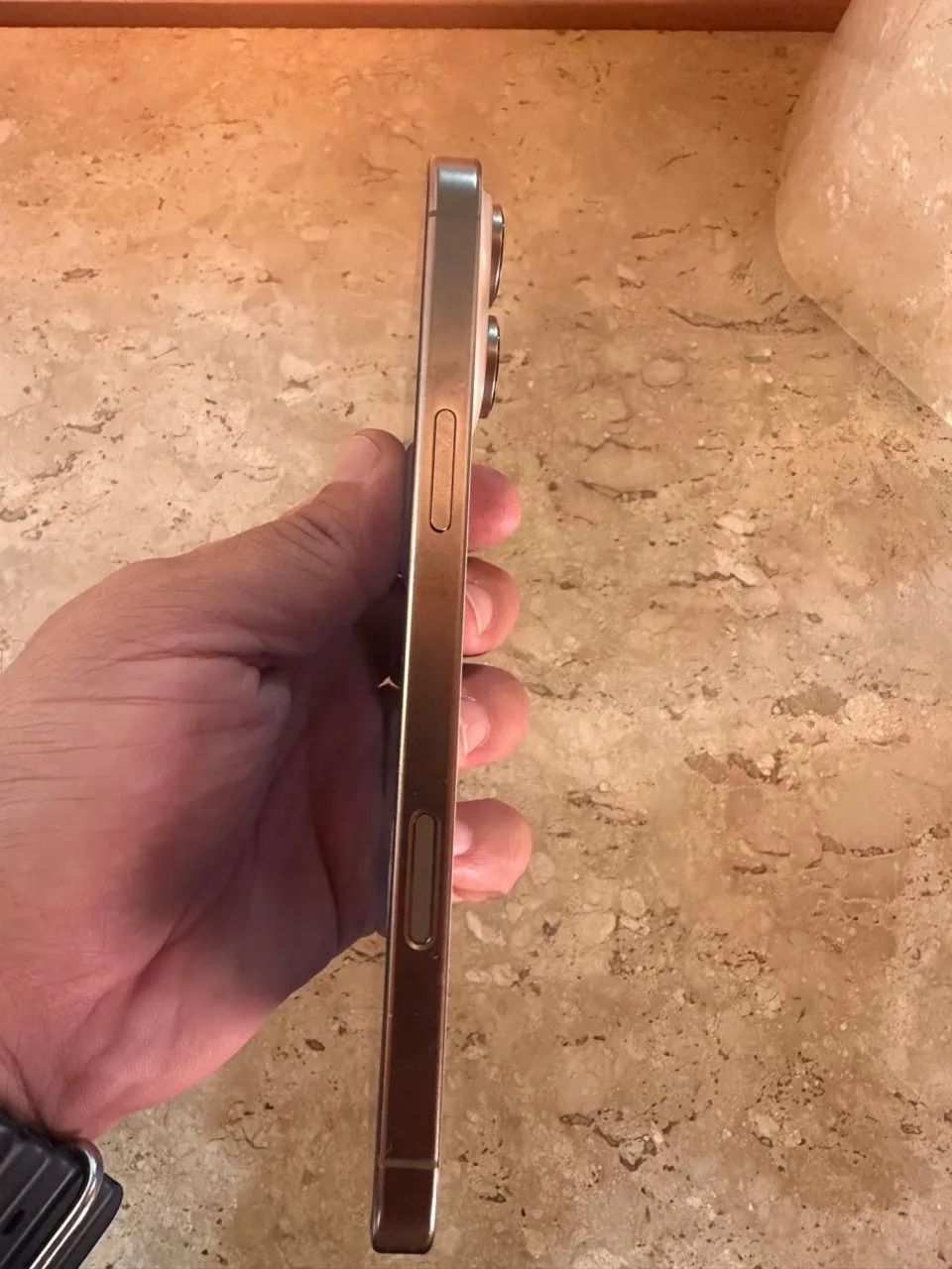 IPhone 16 pro max desert titanium 256gb  - Foto 3