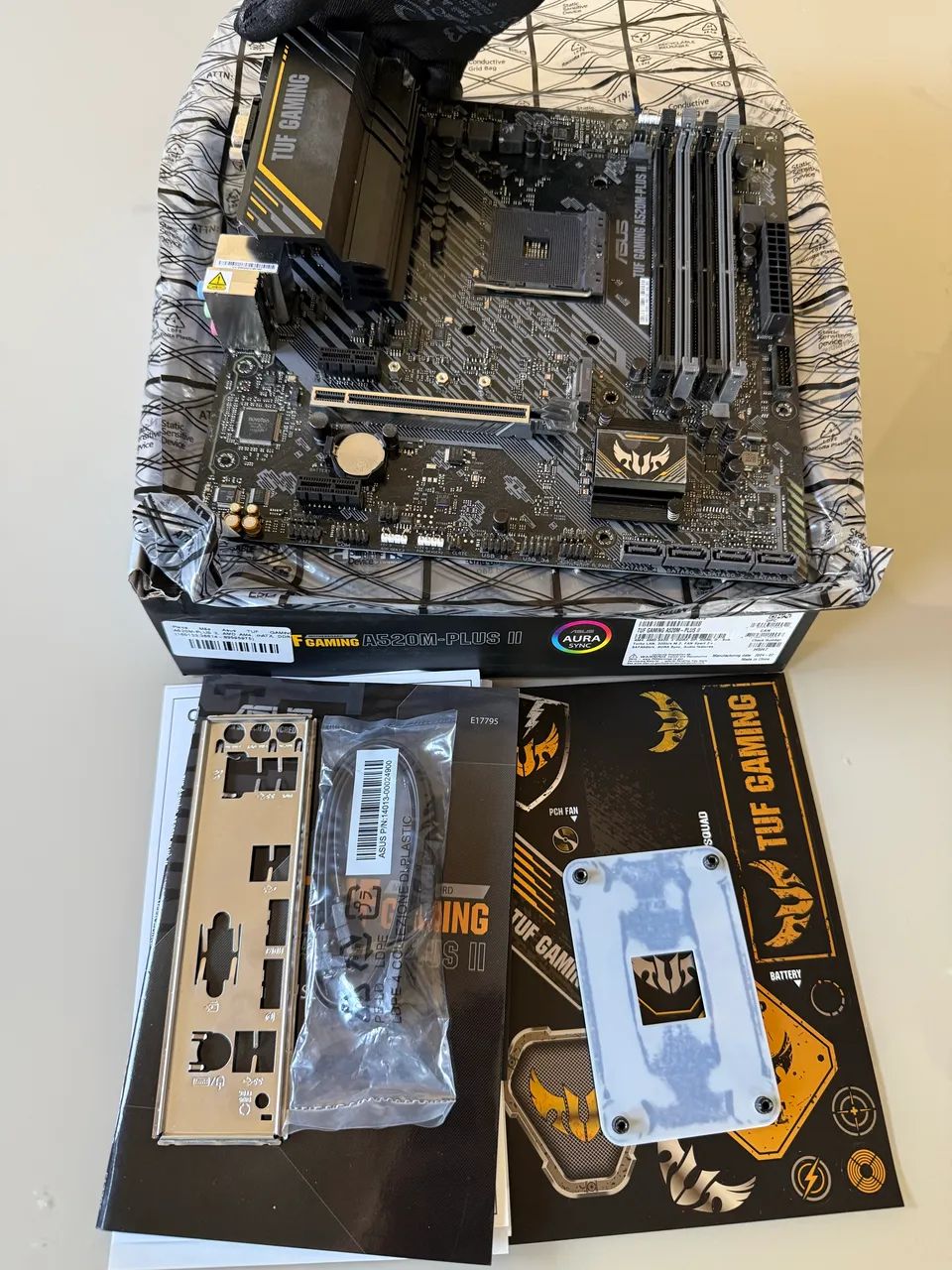 Placa Mãe ASUS TUF Gaming A520M-Plus II  - Foto 4