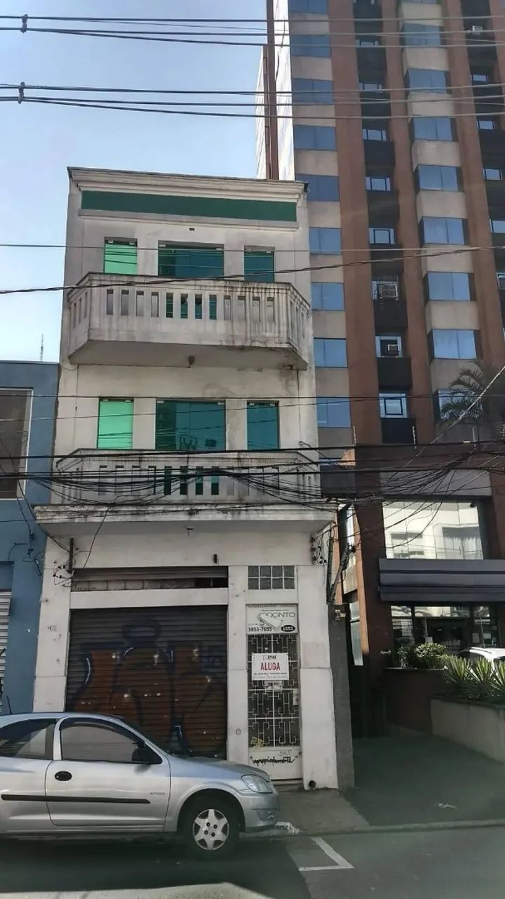 Prédio comercial com 260 m² para locação na Vila Mariana
