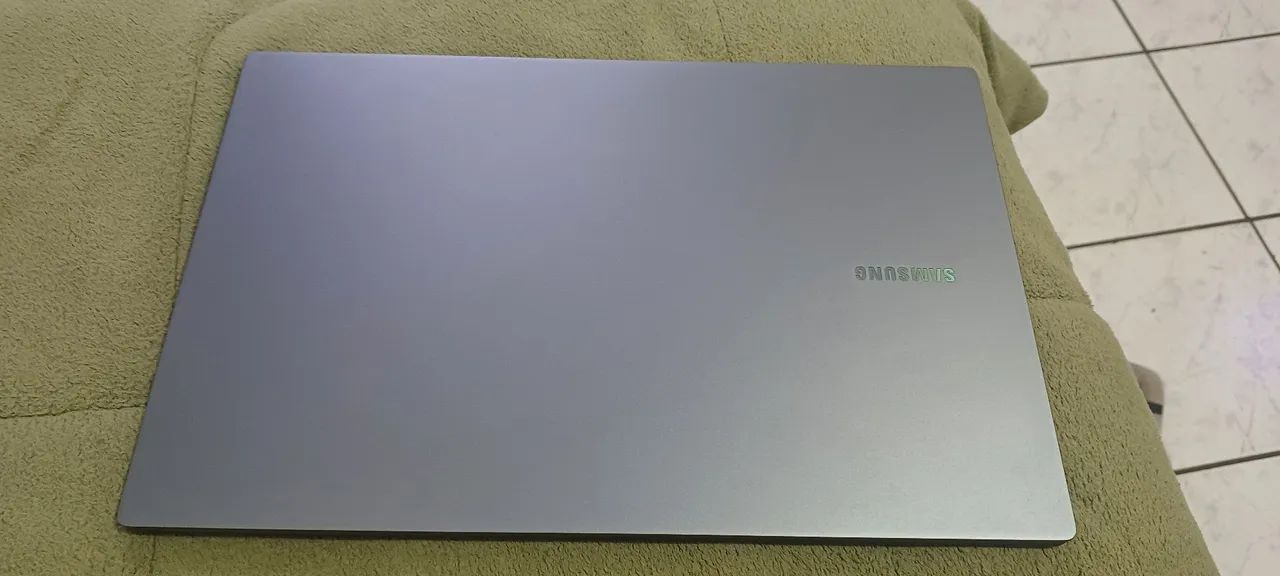 Vendo notebook perfeitas condições 