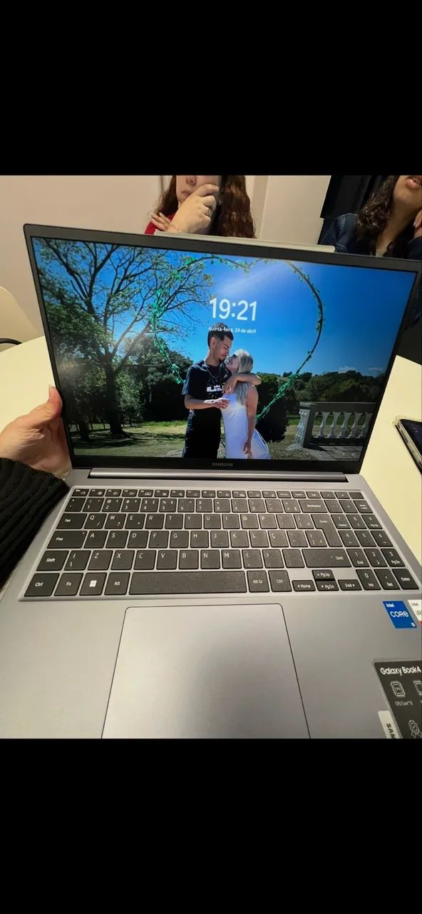 Notebook Samsung Galaxy Book4 Intel Core i5 8GB RAM - Foto 2
