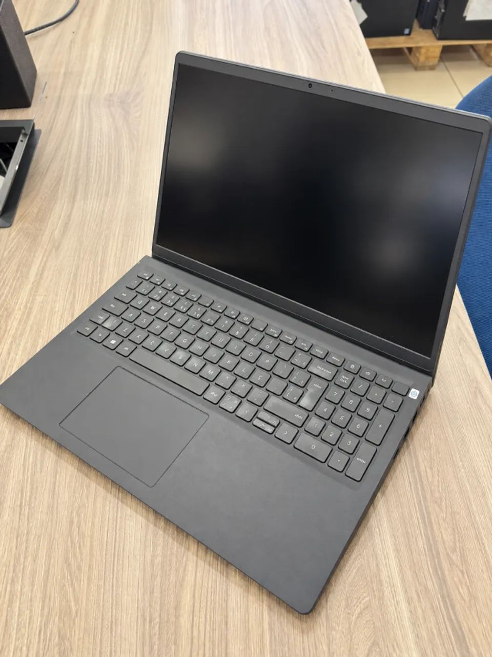 NOTEBOOK DELL VOSTRO 3510 15" 8GB + 256 SSD NVME - Foto 2