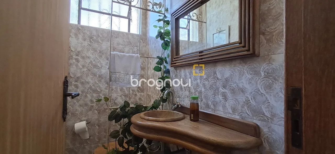 Ampla casa com 6 dormitórios em Canasvieiras - Foto 5
