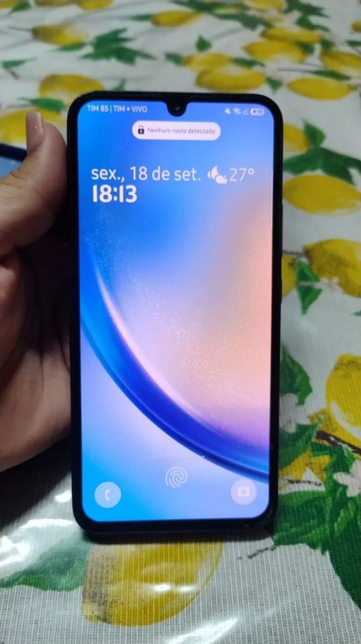 Celular em perfeito estado 