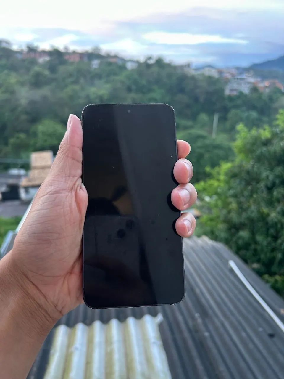 Celular S23 256gb - Usado muito bem conservado - Foto 2