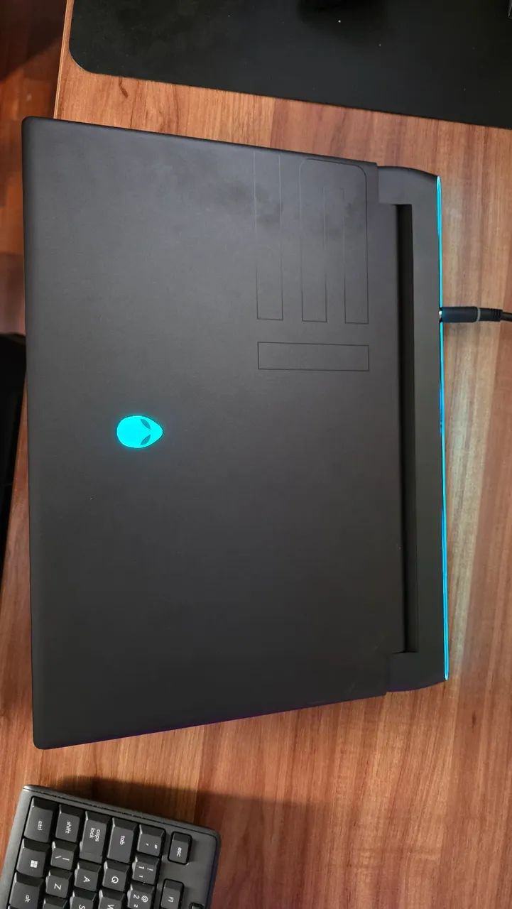 Notebook Alienware M15 R6 16GB RTX 3070 - Foto 2