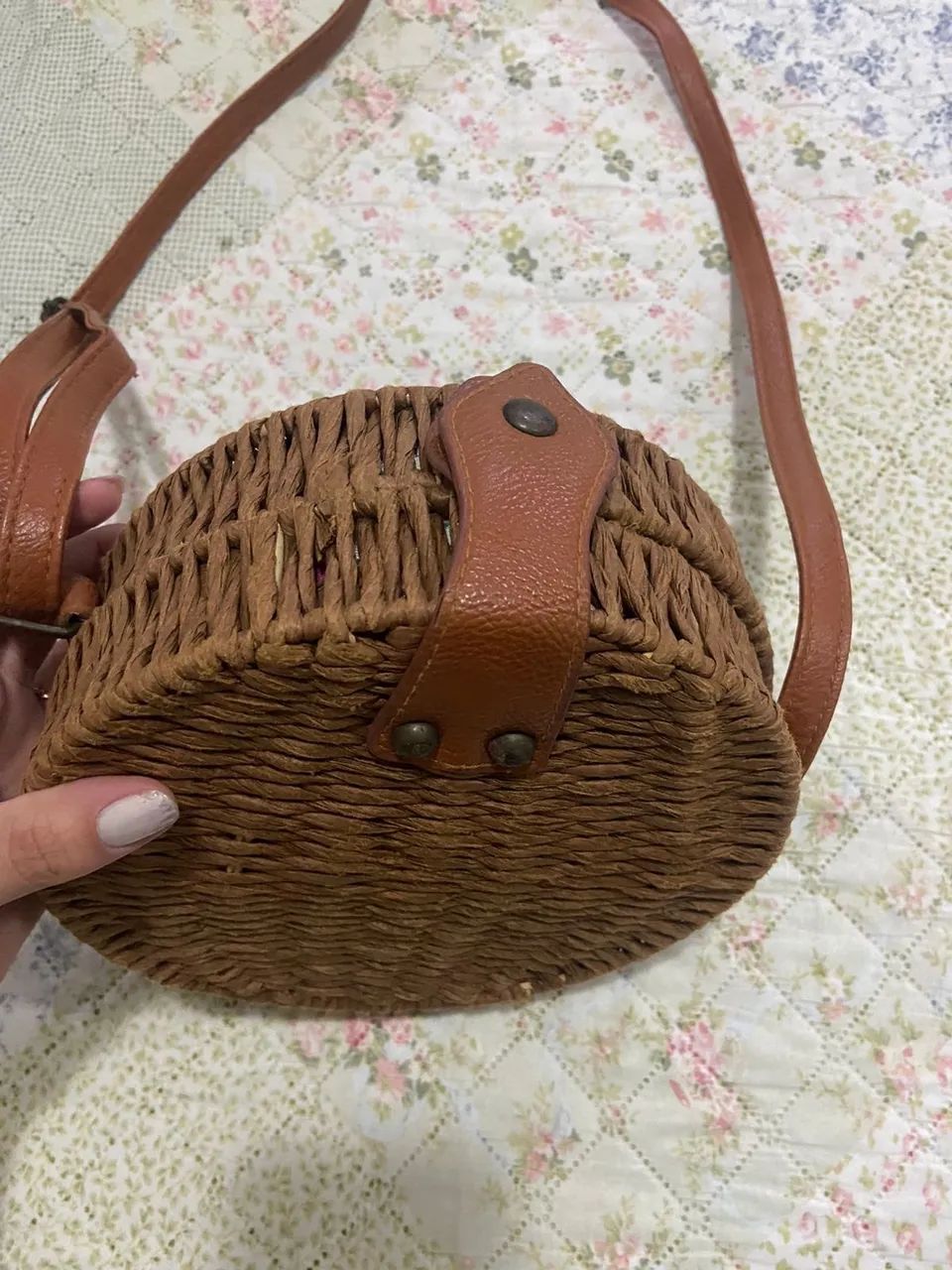 BOLSINHA EM FORMATO DE CÍRCULO  - Foto 3