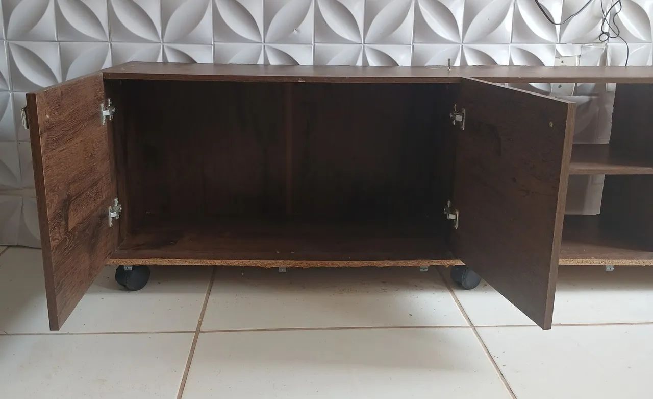 Rack todo bom suporta tv ate 50 polegadas os p és de roderinha - Foto 4