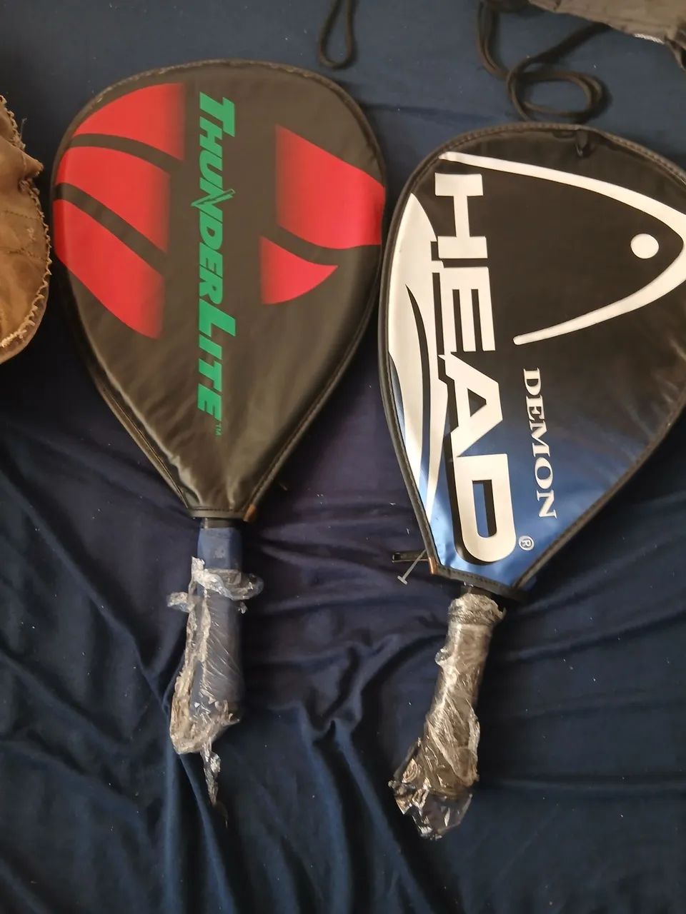 Raquete de tenis,e bolinhas. - Foto 3