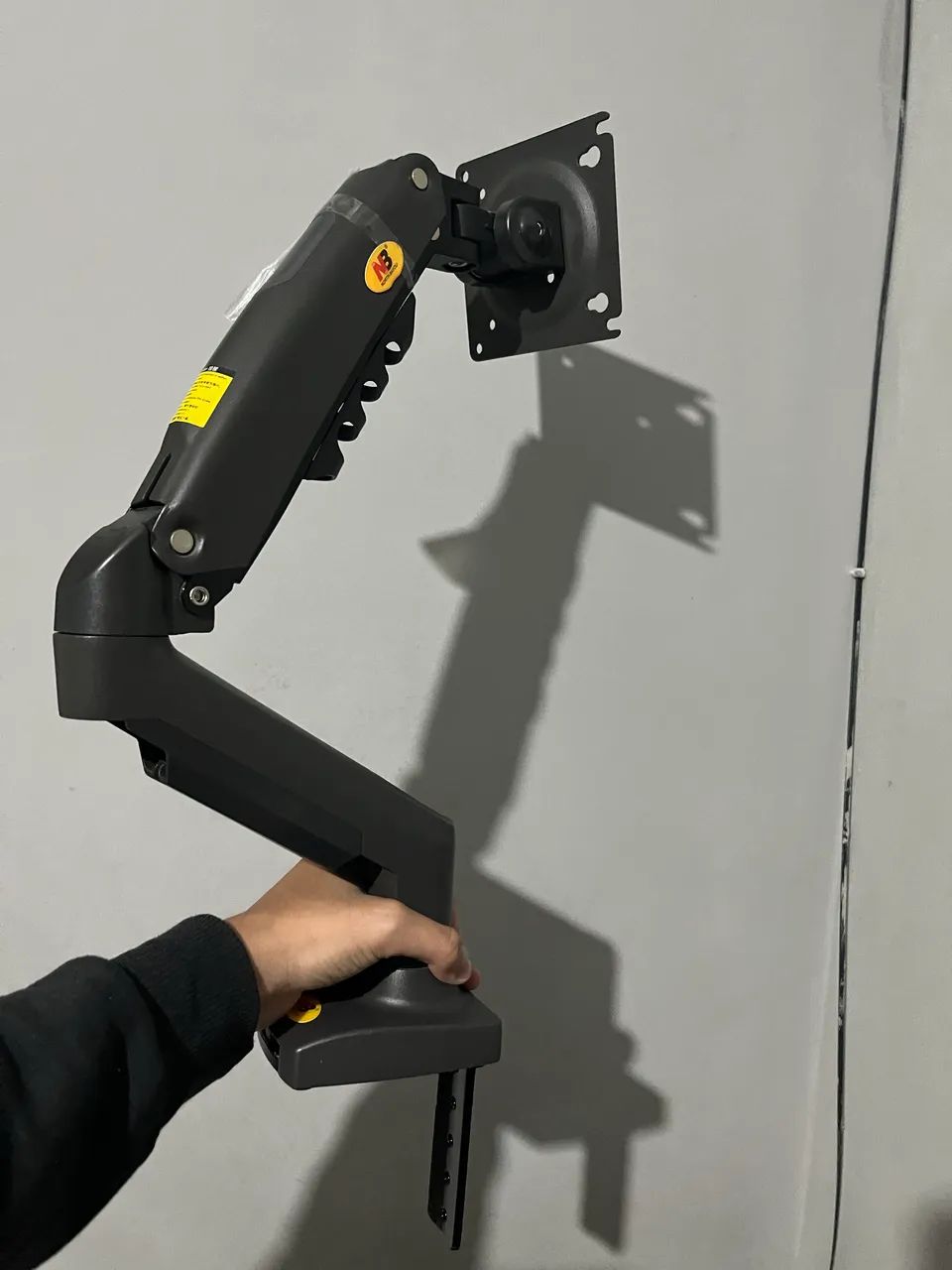 Suporte pra munitor VESA