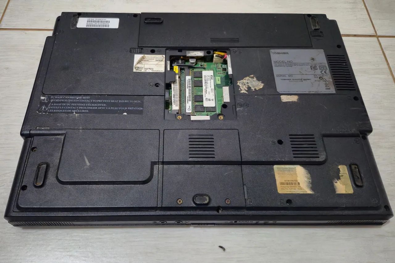 Notebook com defeito para uso de peças  - Foto 4