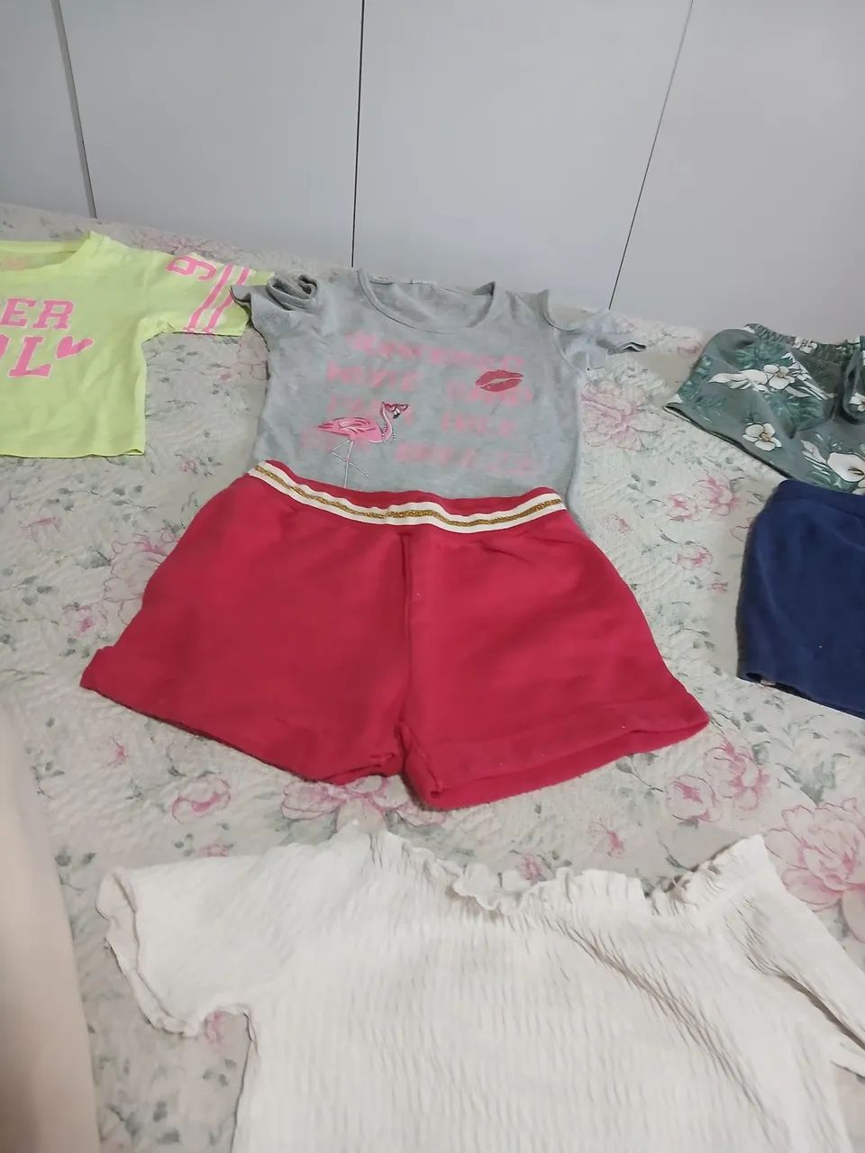 Lote de roupas meninas  numeração 8 - Foto 5