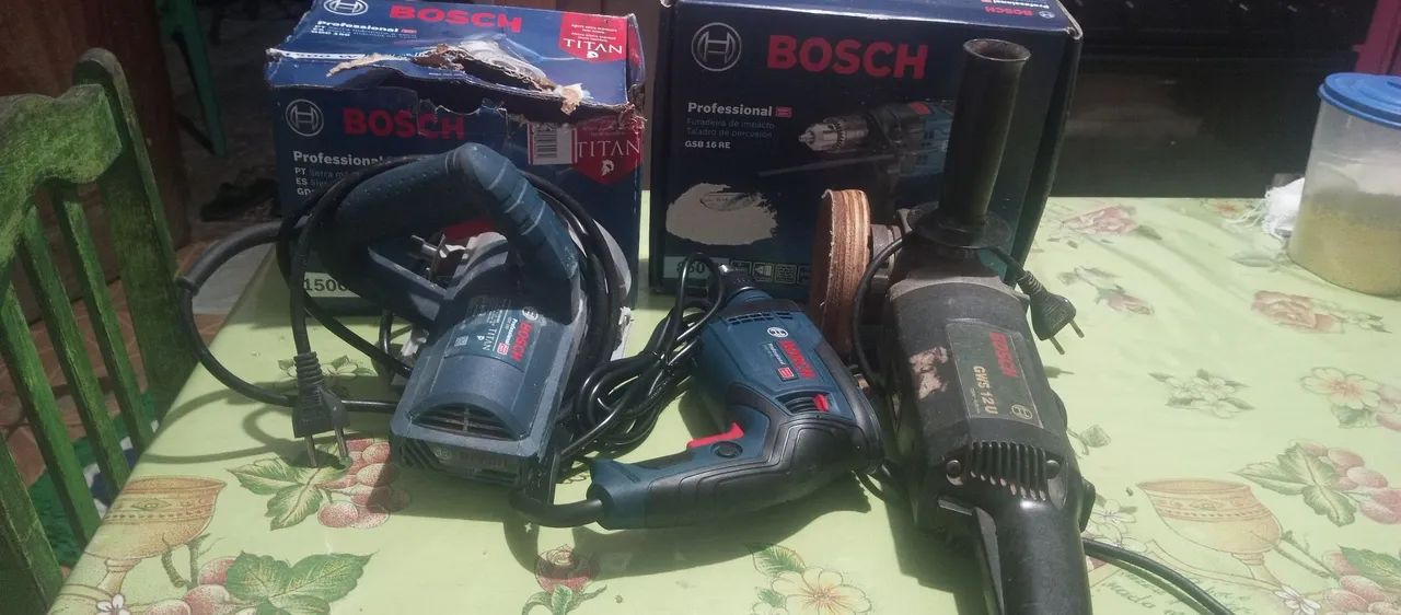 Kit furadeira de impacto, lixadeira e Makita 1