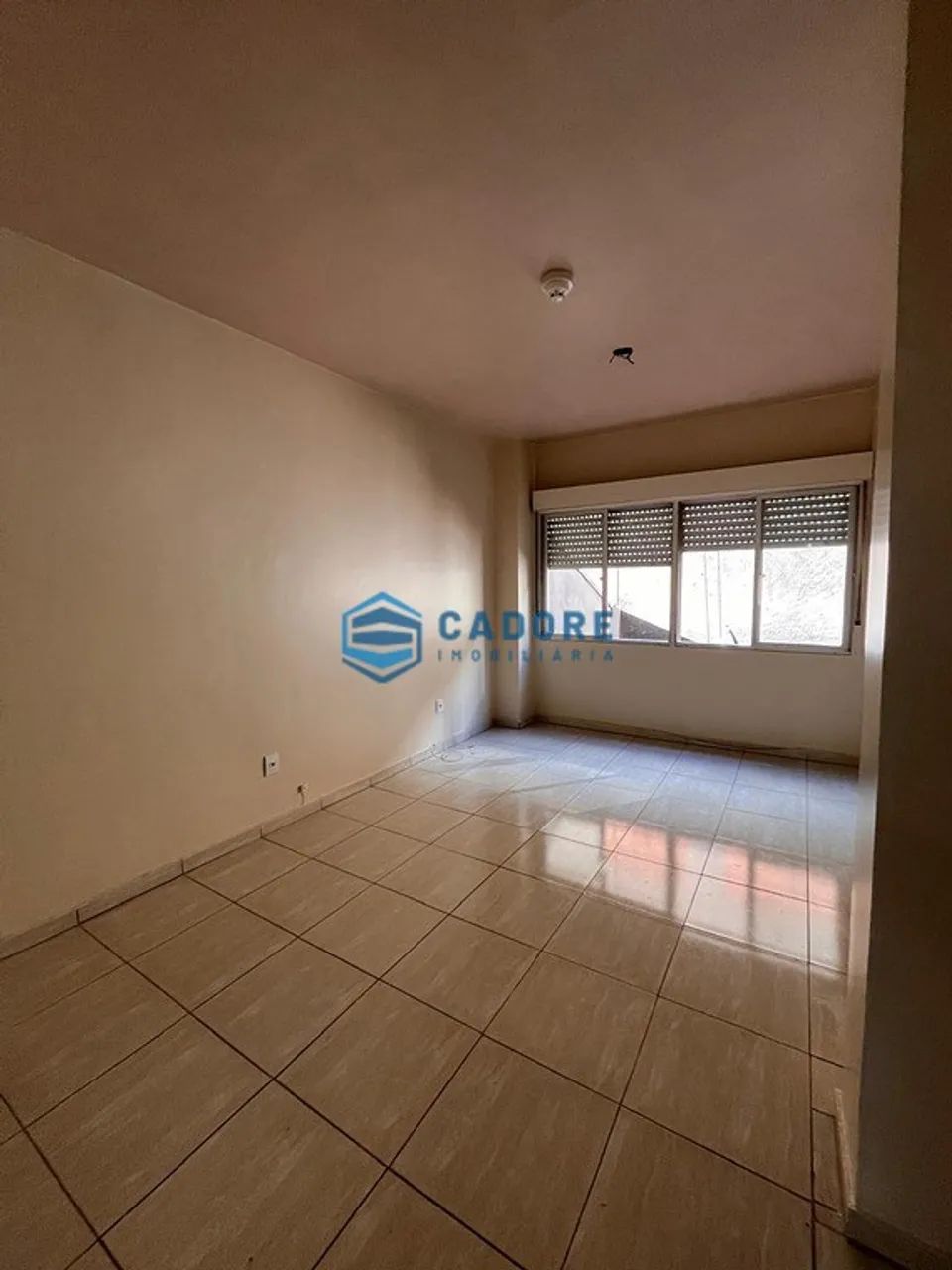 SALA AÉREA NO CENTRO COM 22m² - Foto 4