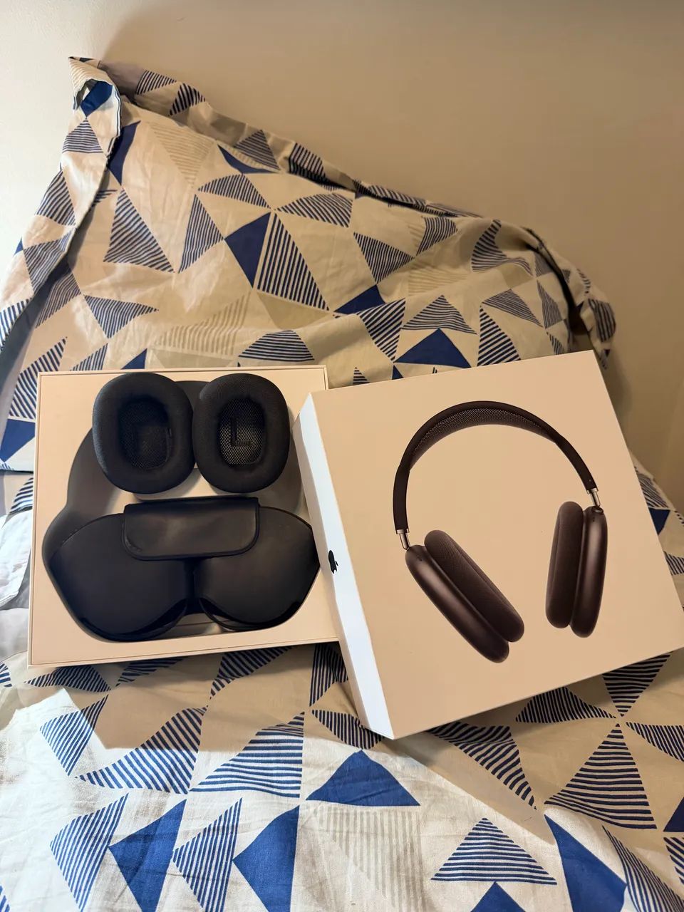 AirPods Max 1 Caixa + Almofadas + Case - Foto 2