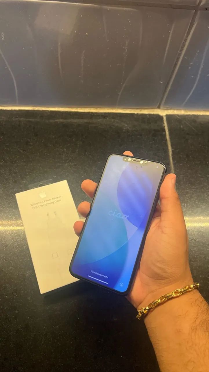 iPhone 11 Pro Max 64Gb - Foto 2